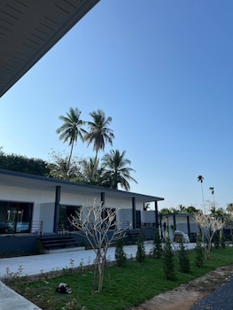 hillside premium hotel
