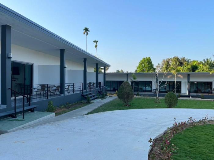 hillside premium hotel