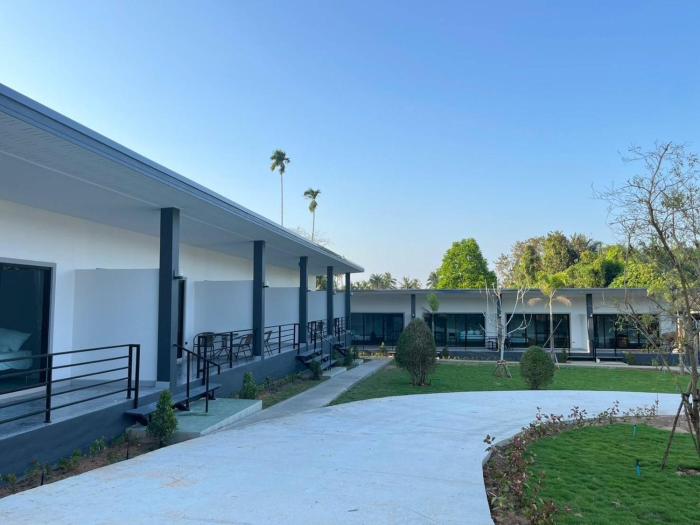 hillside premium hotel