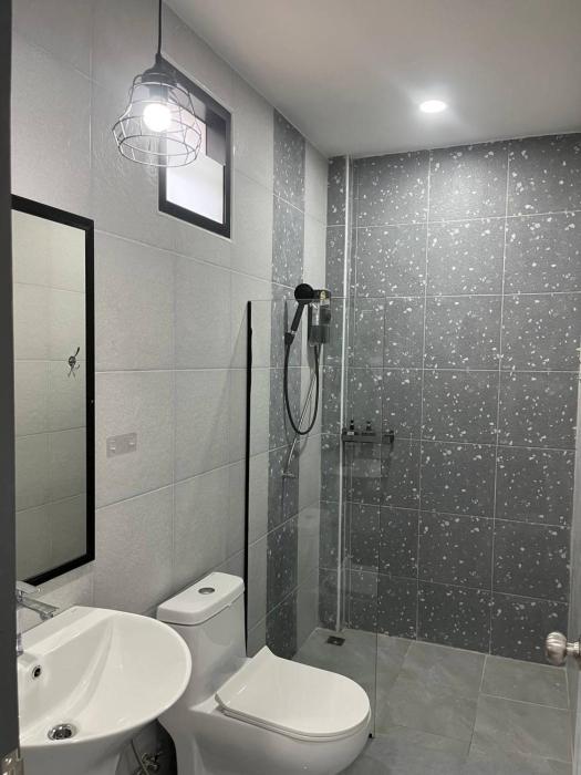 hillside premium hotel