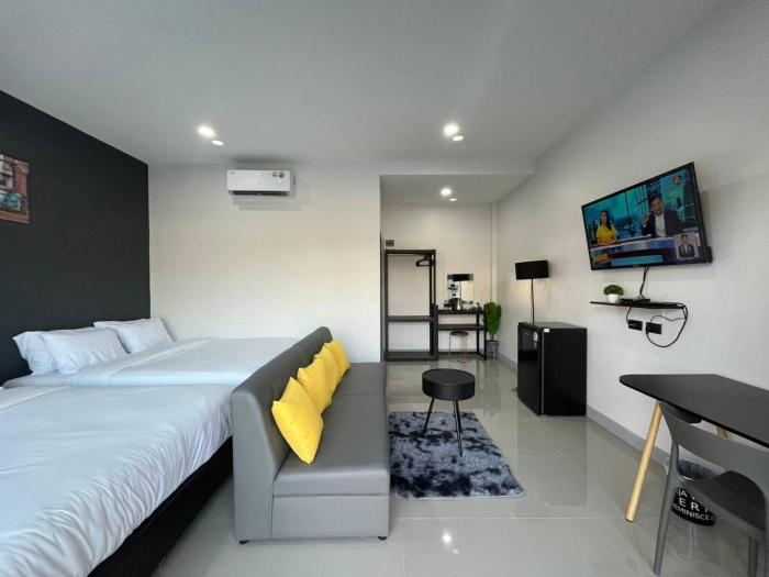 hillside premium hotel