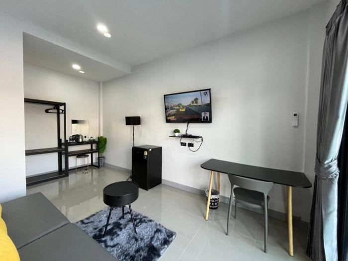 hillside premium hotel