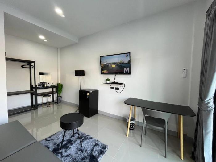 hillside premium hotel