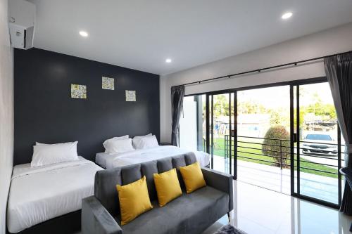 hillside premium hotel