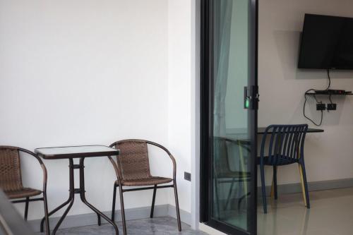 hillside premium hotel