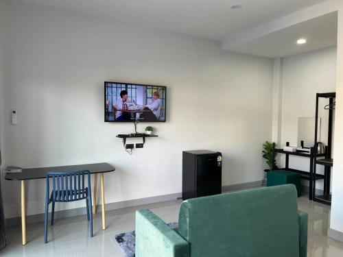 hillside premium hotel