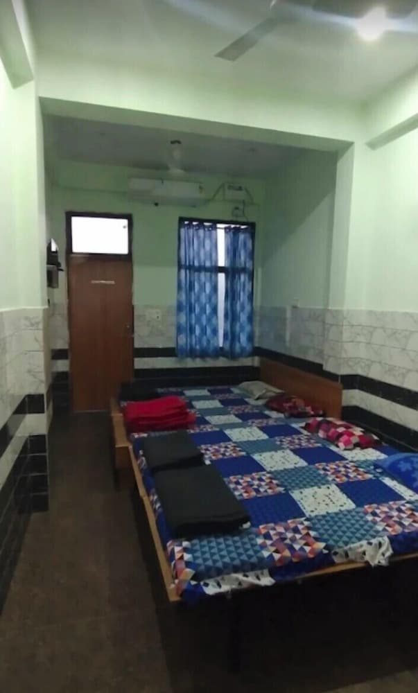 baba ramdev hotel and restaurant