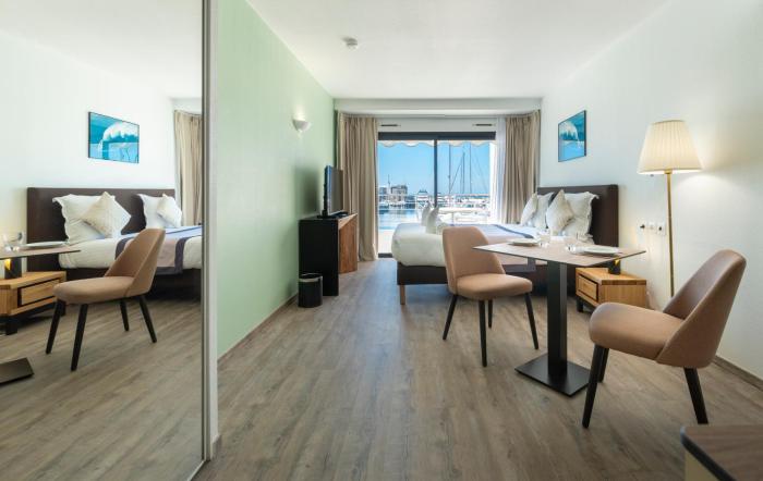 residence cap winston