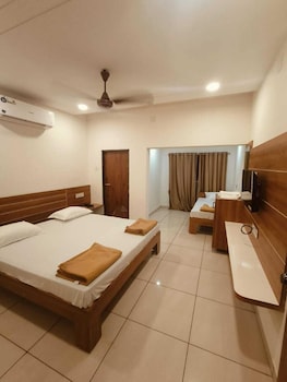 hotel ayodhya bhwan