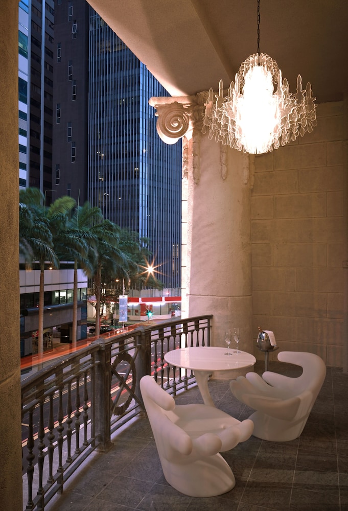 qt singapore