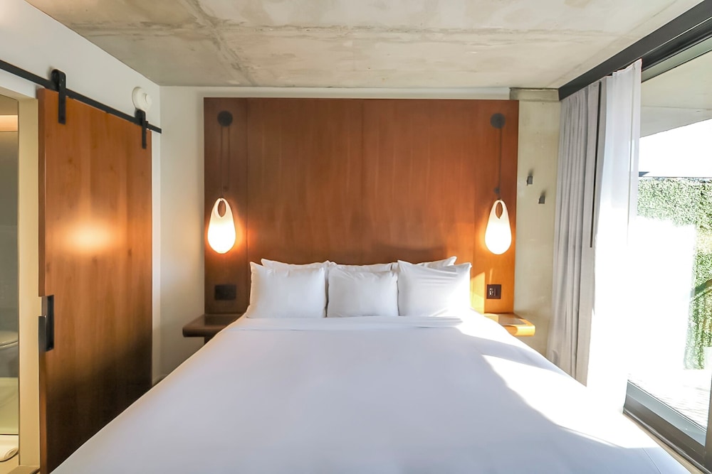 the merchant hotel lower east side sonder by marriott bonvoy