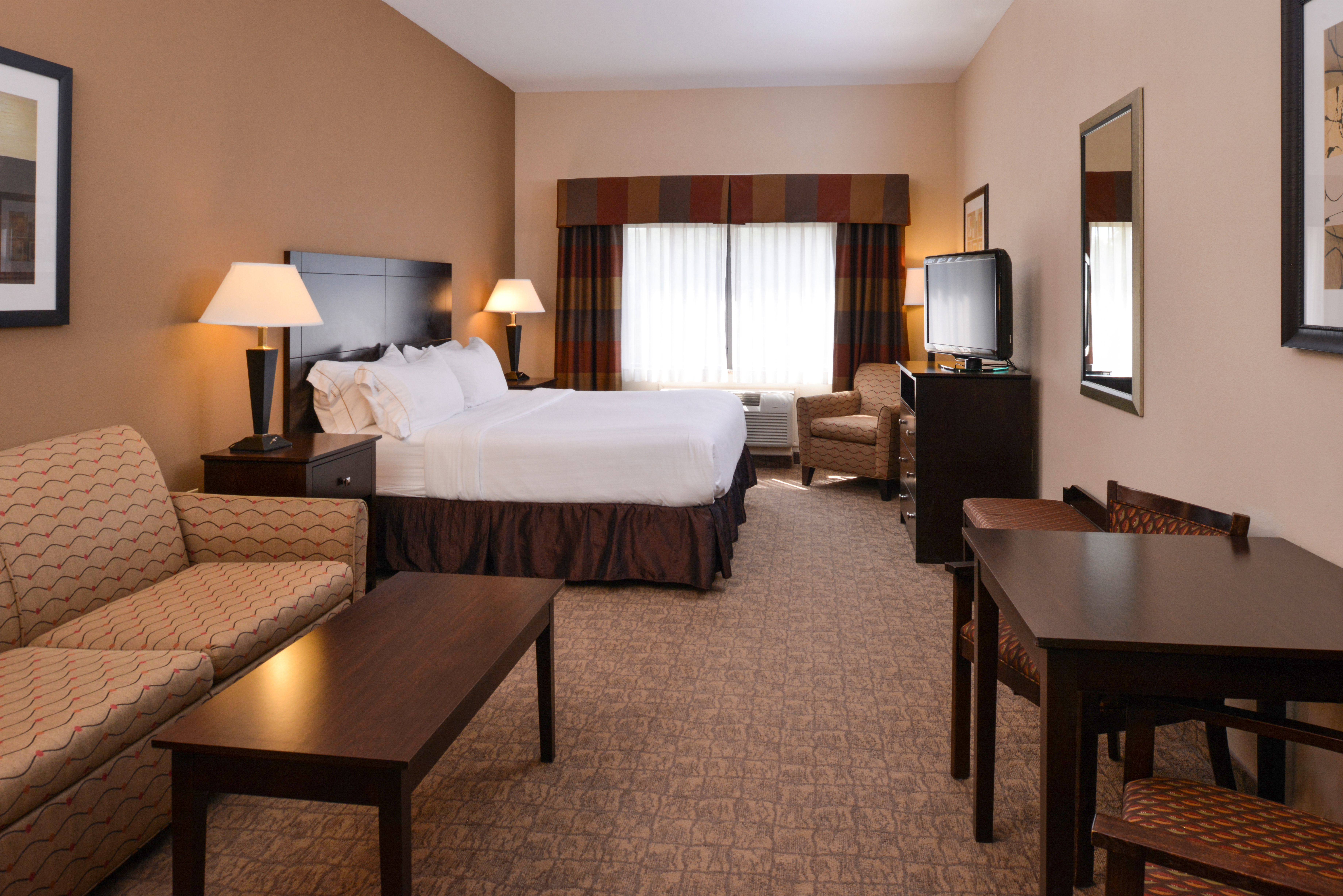 holiday inn express and suites bridgeport by ihg