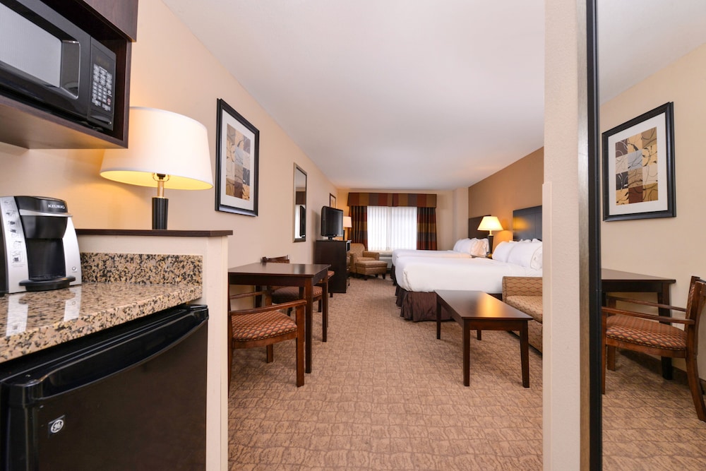 holiday inn express and suites bridgeport by ihg