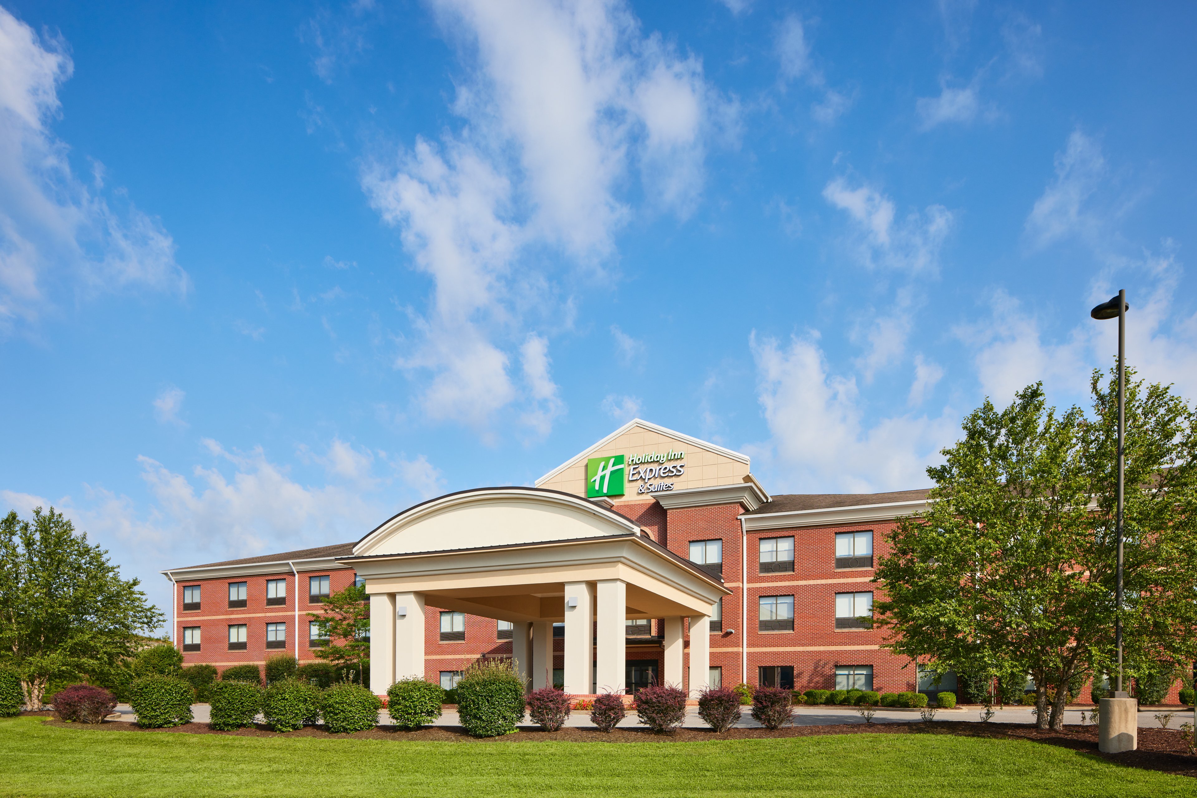 holiday inn express and suites bridgeport by ihg