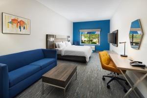 holiday inn express and suites bridgeport by ihg