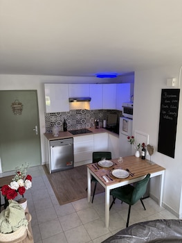 Suite Eden Spa, Appart’Hôtel Bien Être , Patio,Rés La Boisserie,0 star