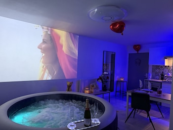 Suite Eden Spa, Appart’Hôtel Bien Être , Patio,Rés La Boisserie,0 star