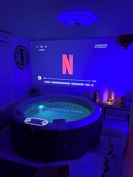 Suite Eden Spa, Appart’Hôtel Bien Être , Patio,Rés La Boisserie,0 star