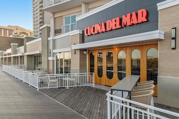 the seahaus hotel atlantic city a tribute portfolio hotel