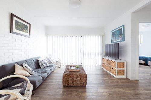 shoalhaven heads hotel