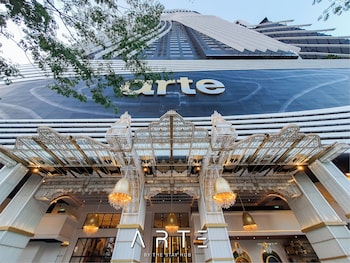 Arte Mont Kiara Luxury Suite By Stay Hub,,3 star