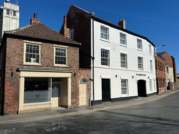 the abbots boutique hotel