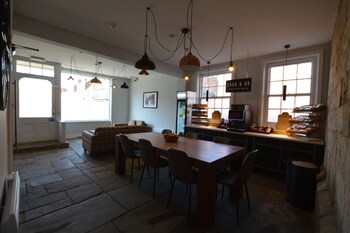 the abbots boutique hotel
