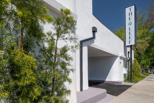 the leef hotel