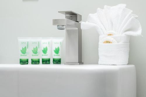 the leef hotel