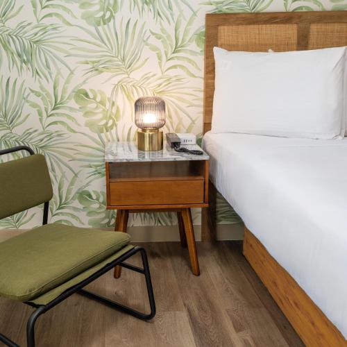 the leef hotel