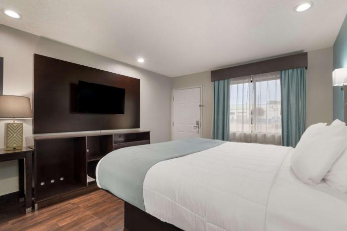 laredo hotel inn