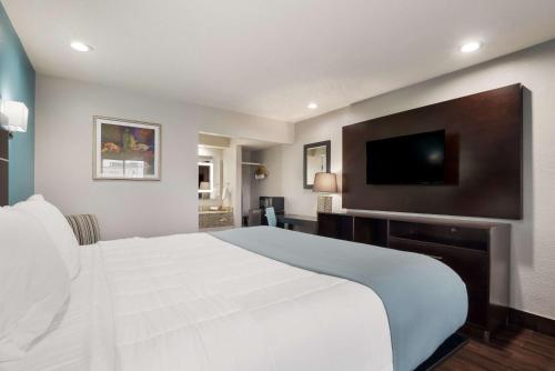 laredo hotel inn