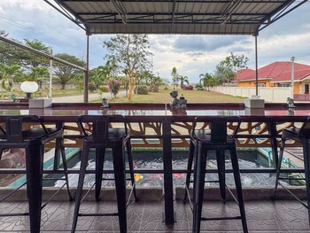 Thanawan Resort,,3 star