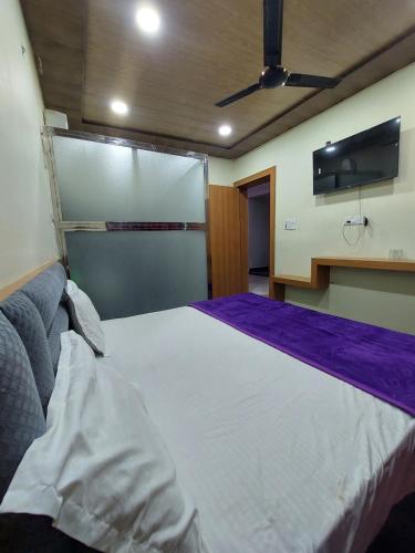 Hotel Shree Ram Bhagwan,,3 star