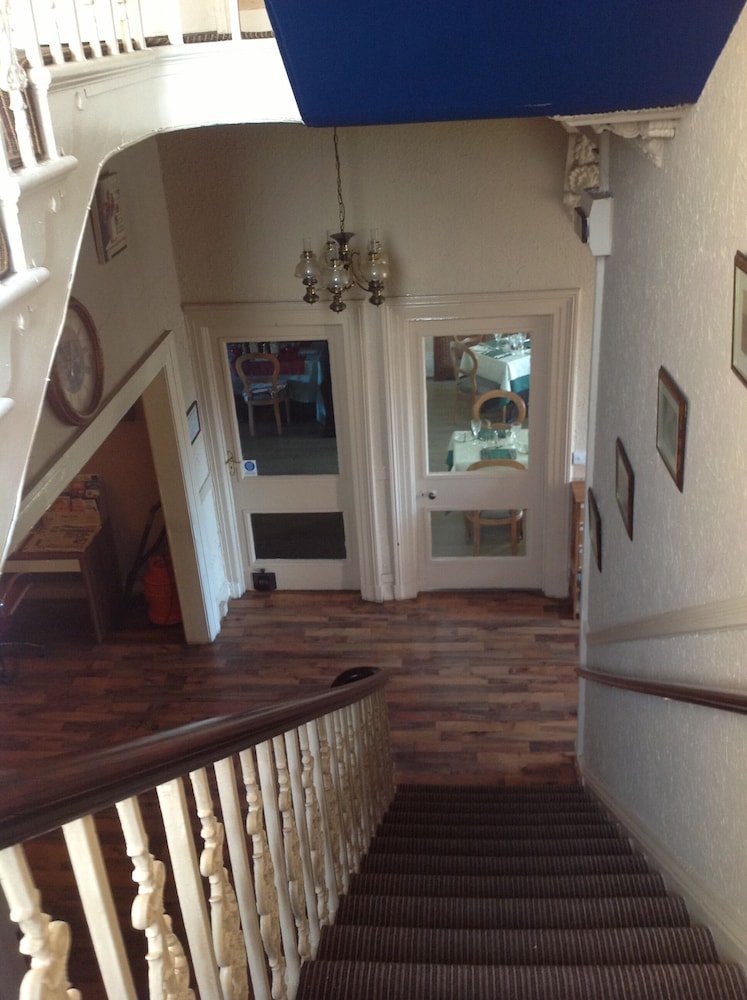 balmoral lodge hotel