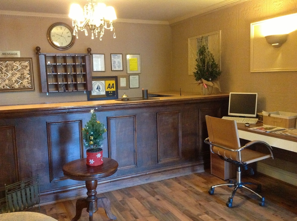 balmoral lodge hotel