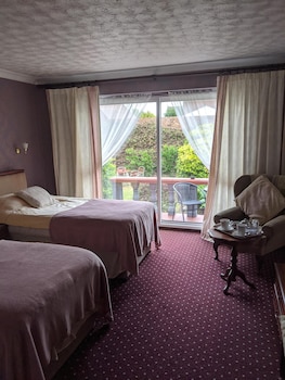 balmoral lodge hotel