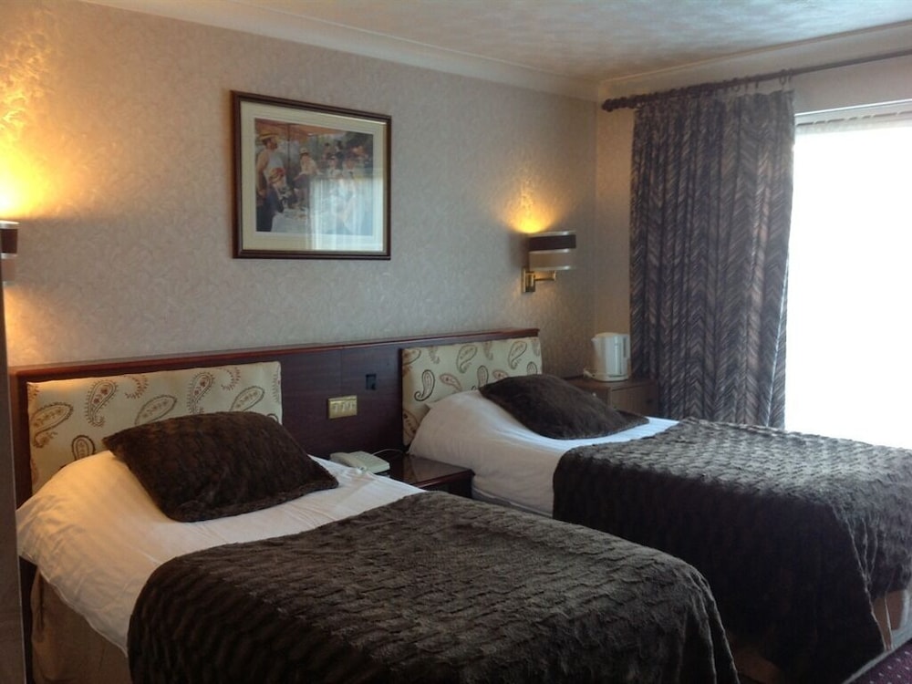 balmoral lodge hotel