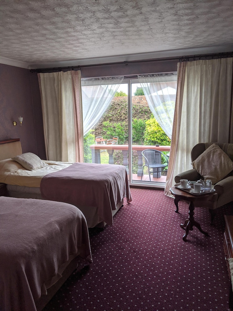 balmoral lodge hotel