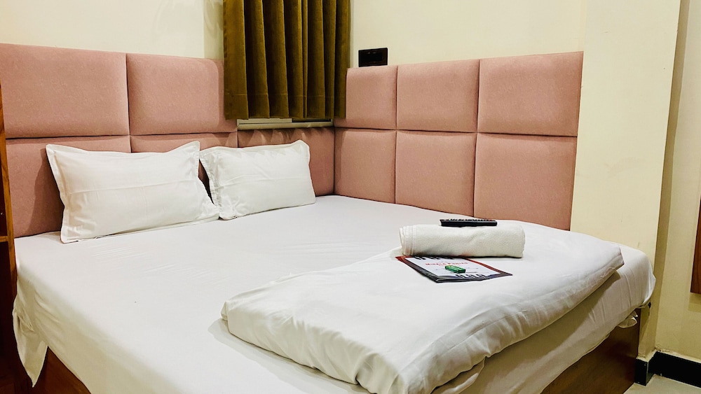 hotel manoram