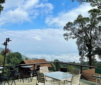 Baan Nhuer Mek,,3 star