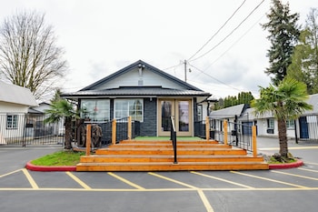 Horseshoe Inn,,2 star