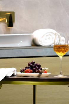 saser resort and wellness