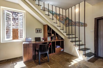 cosmicstays elysium farmhouse