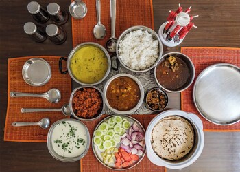 cosmicstays elysium farmhouse