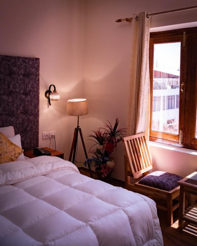 hotel ladakh delight