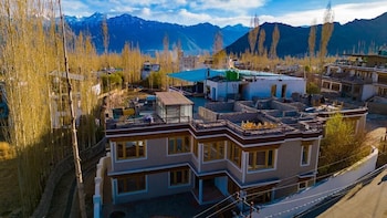 hotel ladakh delight