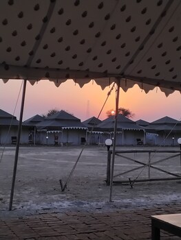 kaila devi hotel camp