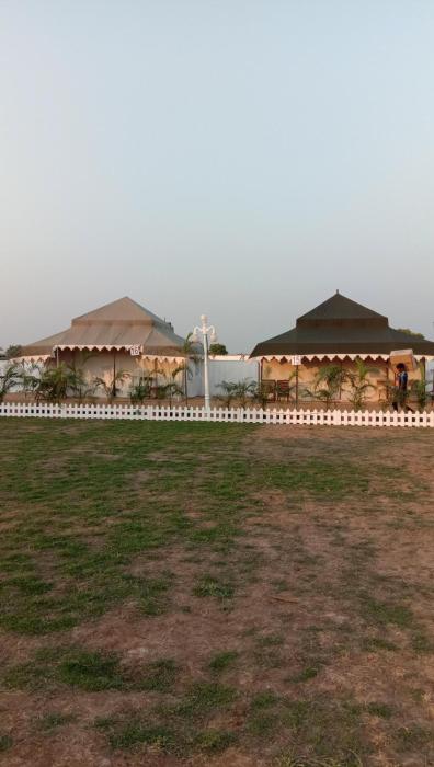 kaila devi hotel camp