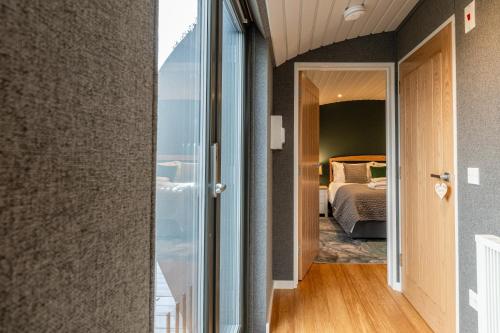 stunning ecoretreat pods in old chalford